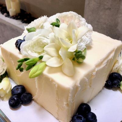 Lemon blueberry cake.