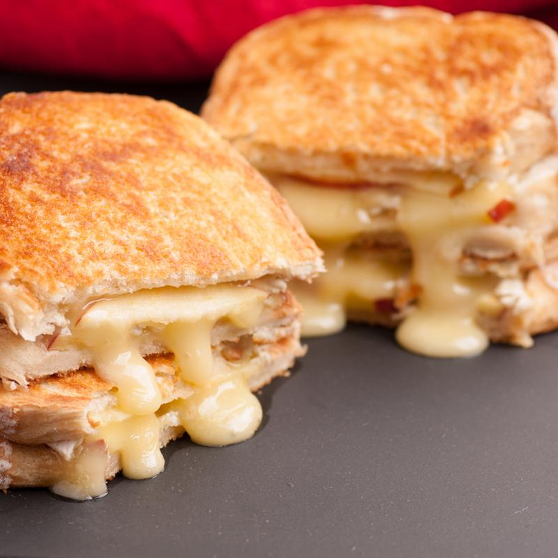 HOT TURKEY/BRIE GRILLED CHEESE photo