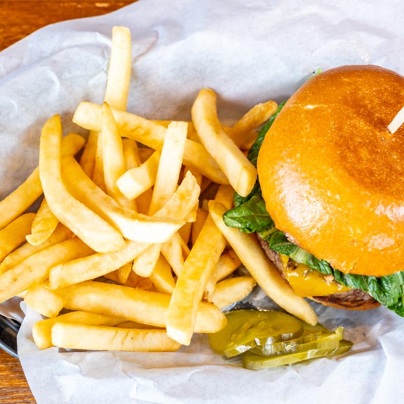 Classic Cheeseburger photo