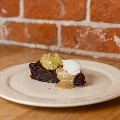 Flourless chocolate cake