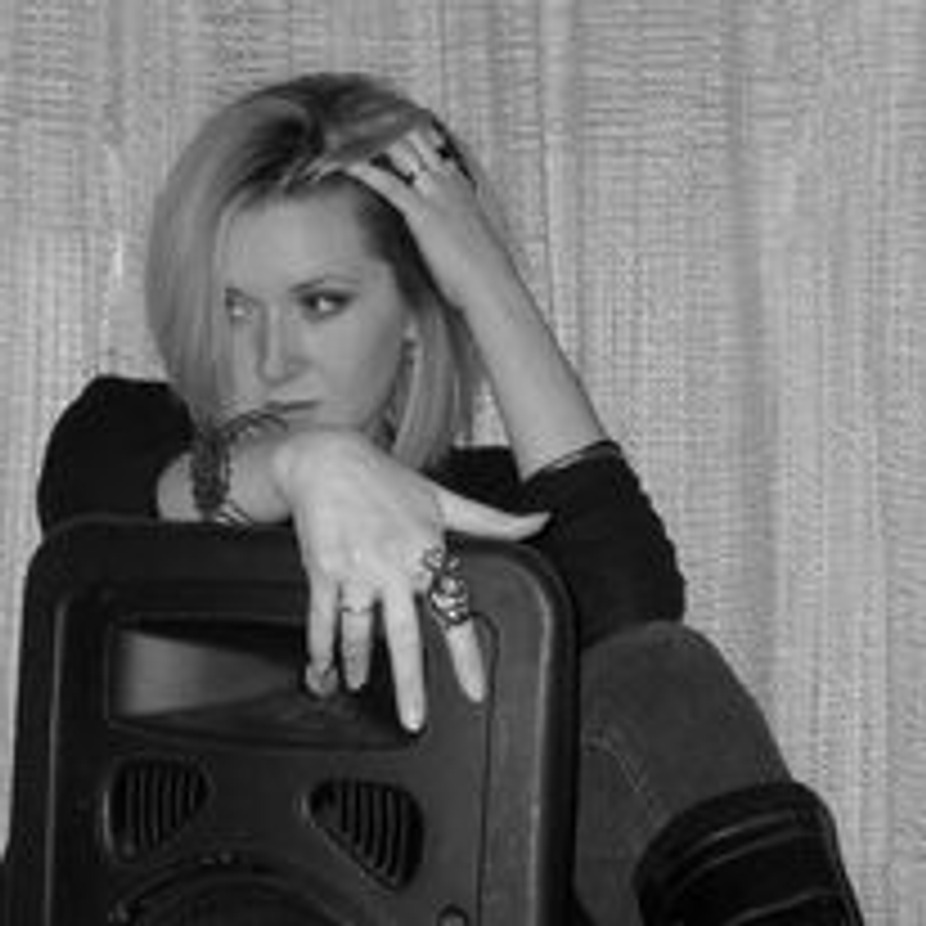 Kellee Kaysee Performs  in the lounge tonight! 6:30 - 9:30! event photo