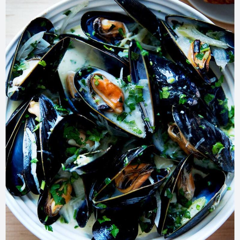 “PEI” Mussels in Roquefort Blue Cheese Sauce photo