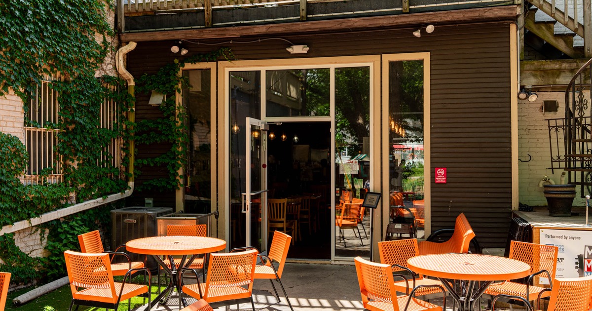 Outdoor seating area, tables and chairs