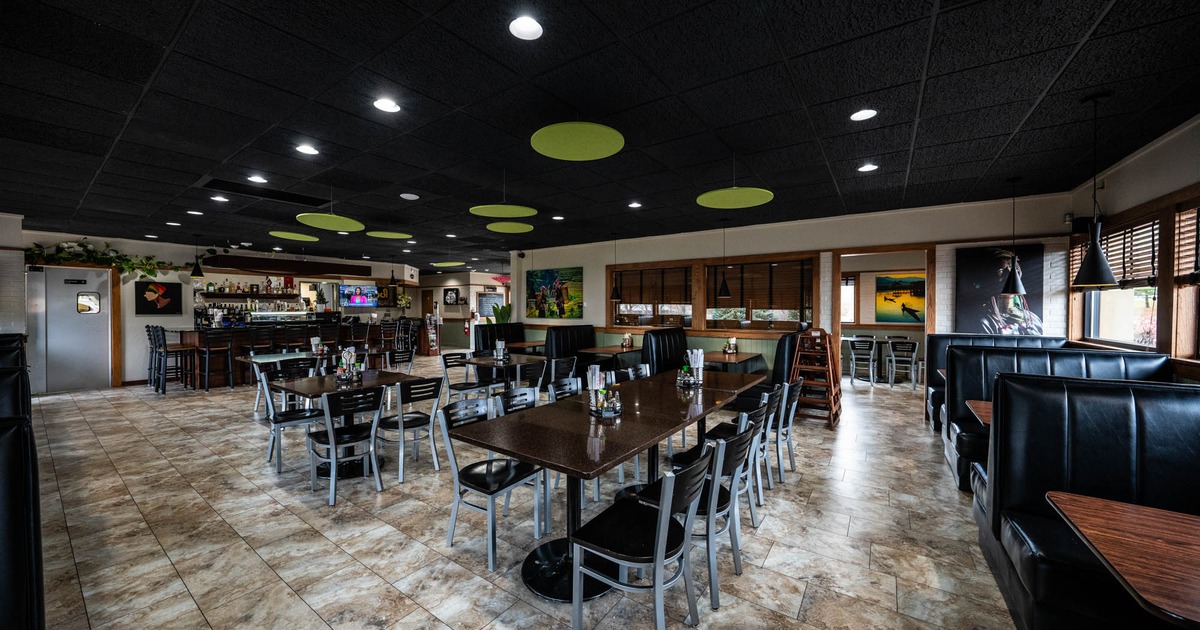 Interior, wide view, dining area