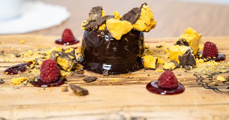 Chocolate Sponge Candy Cheesecake