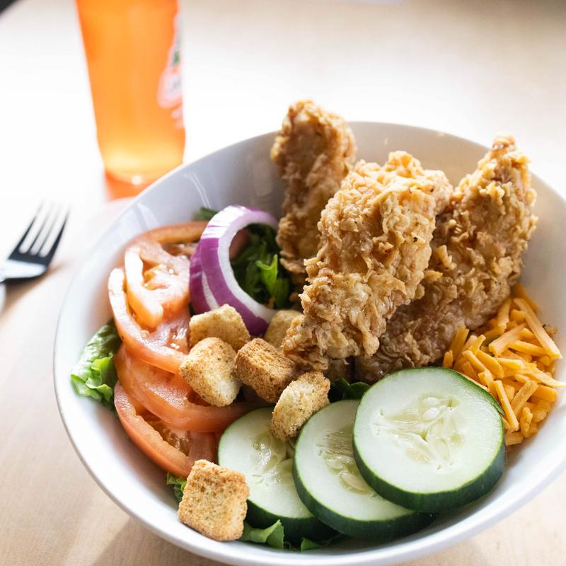 menu item 1 of 31, Chicken Garden Salad