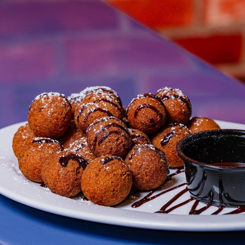 Sombrero Sopapillas a la Mode photo