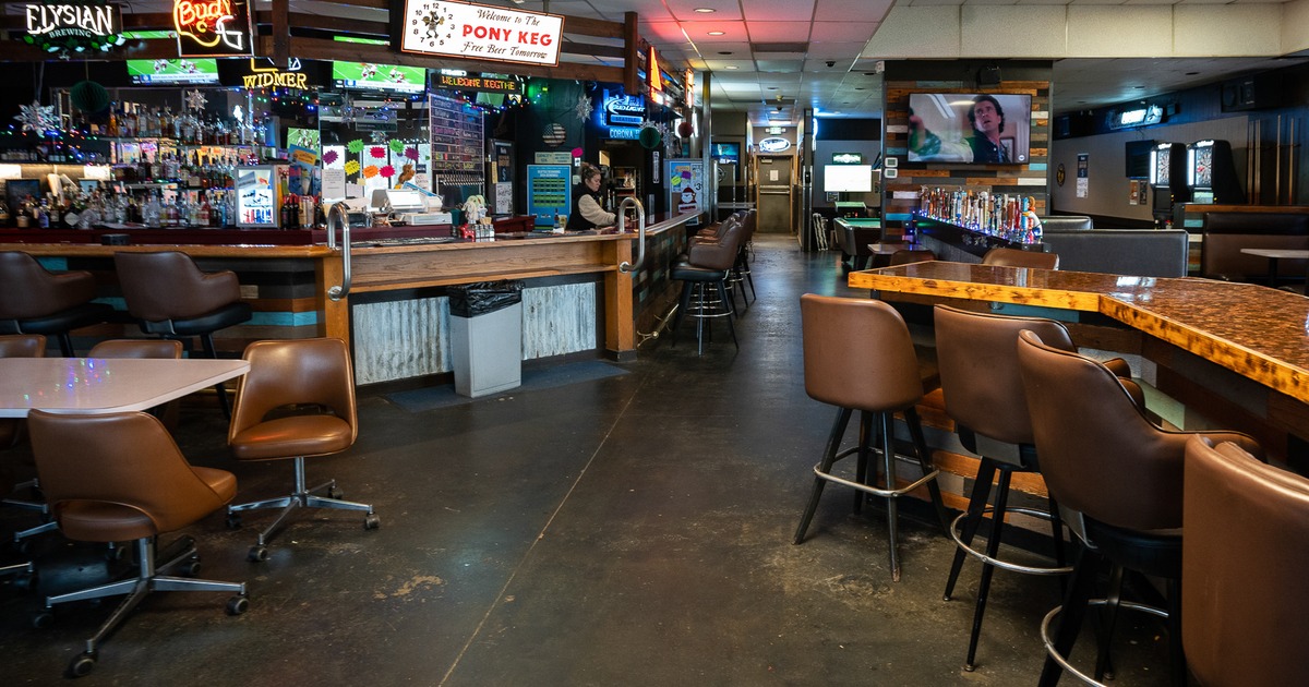 Seating and bar areas