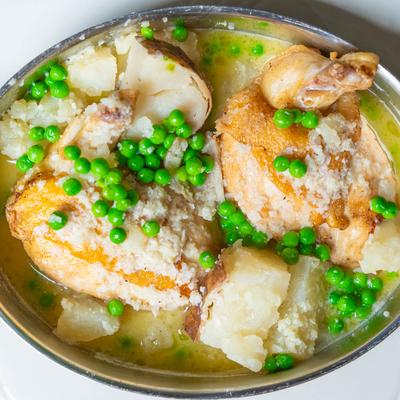 Chicken Vesuvio dish.