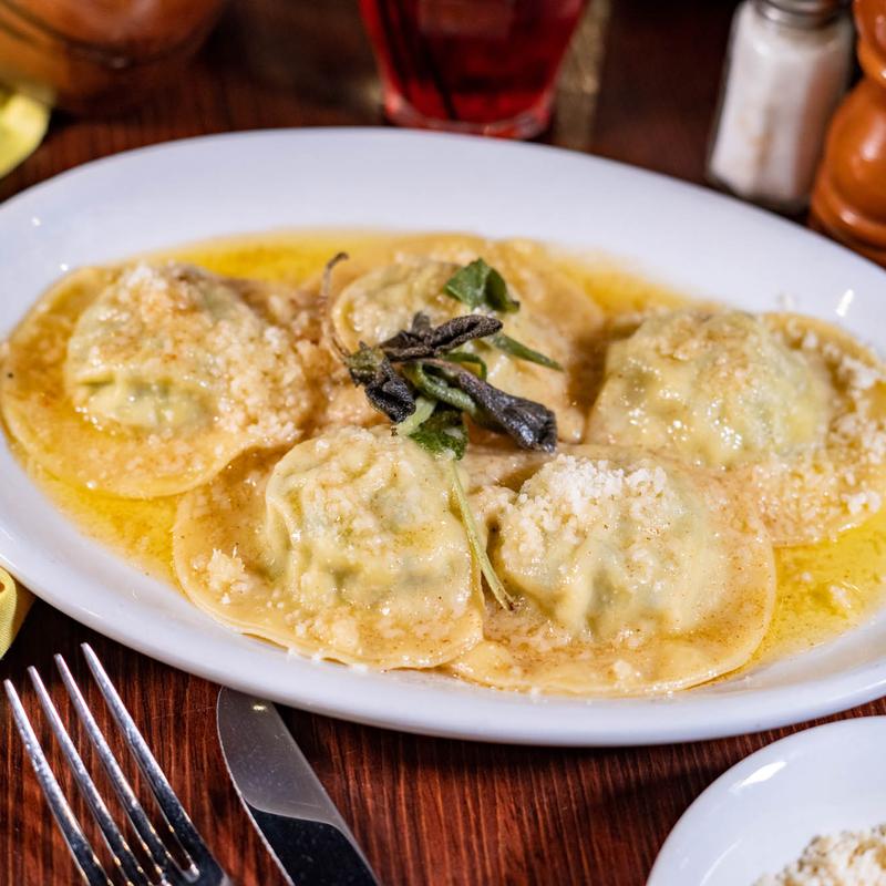 TORTELLINI AL BURRO E SAVIA photo