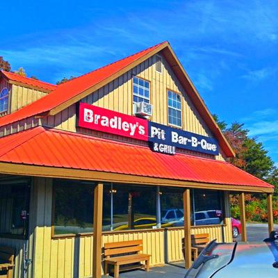 Exterior, restaurant building and parking lot.