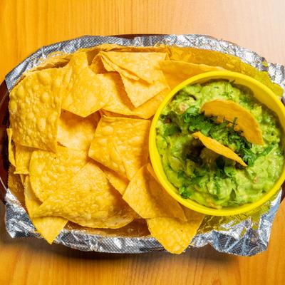 Guacamole and chips.