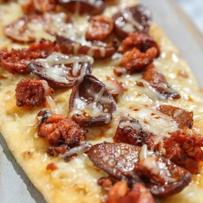 Artisan Flatbreads Porkapollooza.