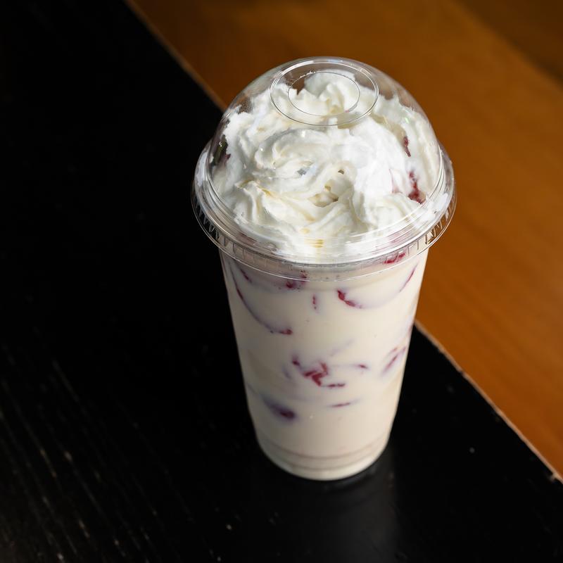 menu item 21 of 27, Fresas en Crema