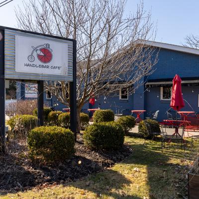 The patio and the yard outside of the cafe.
