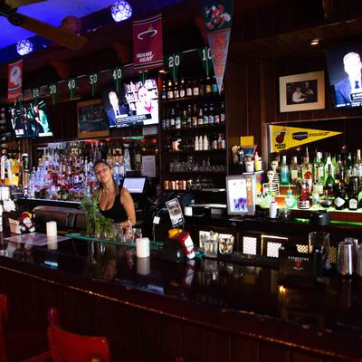 Norman's Hotel and Bar, interior, bar