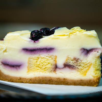 Blue Berry White Cobbler Cheesecake.