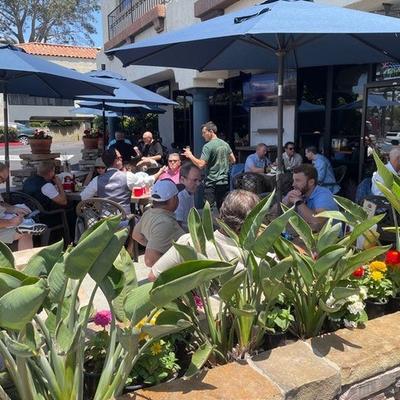 outdoor patio dining