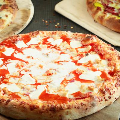 Buffalo chicken ranch pizza.