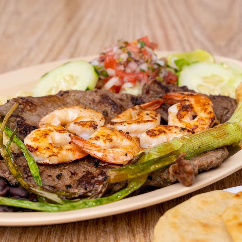 Fajitas de Asada y Camaron photo