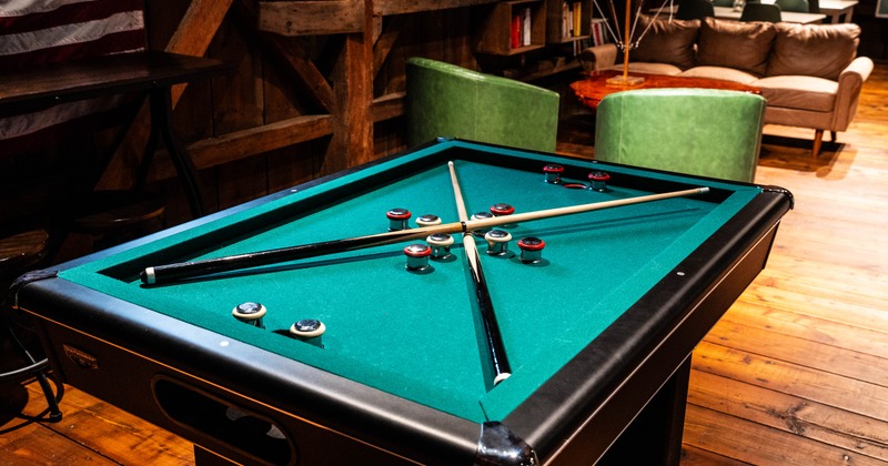 Pool table
