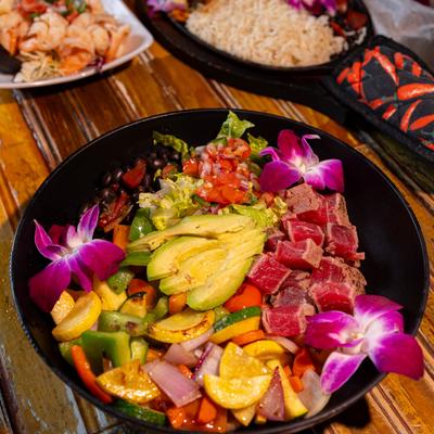 Tuna veggie bowl, top view.