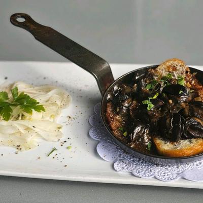 gallery photo number 106