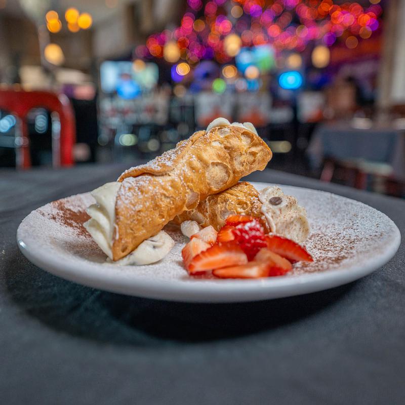 menu item 25 of 28, Classic Cannoli