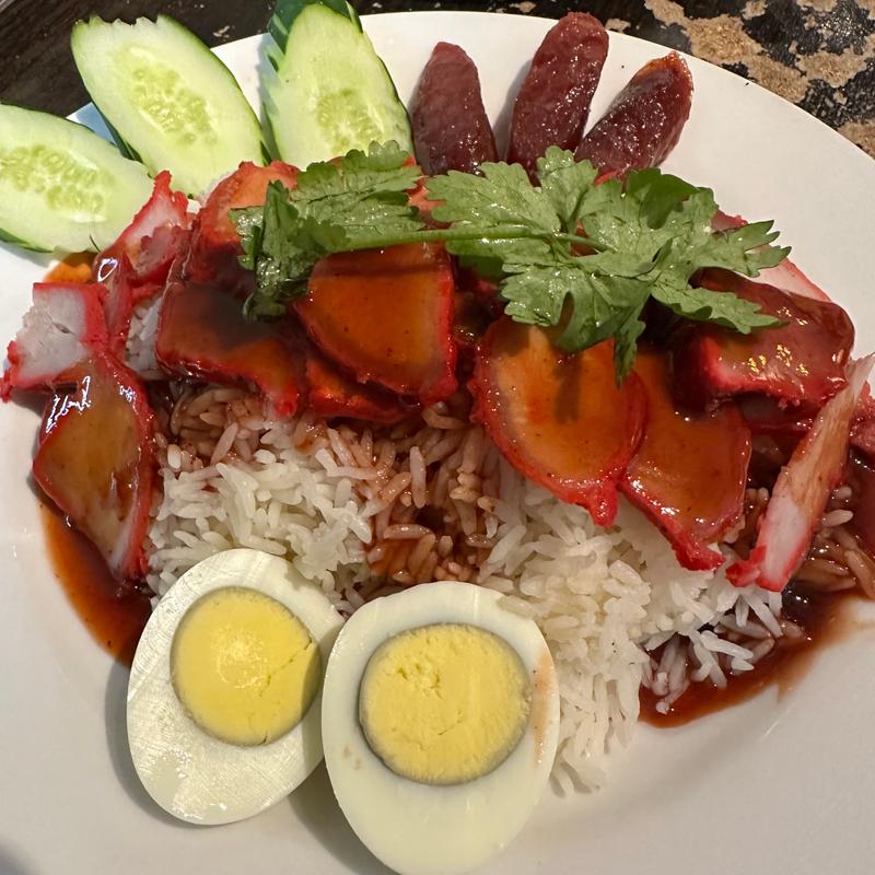 Khao Moo Daeng photo