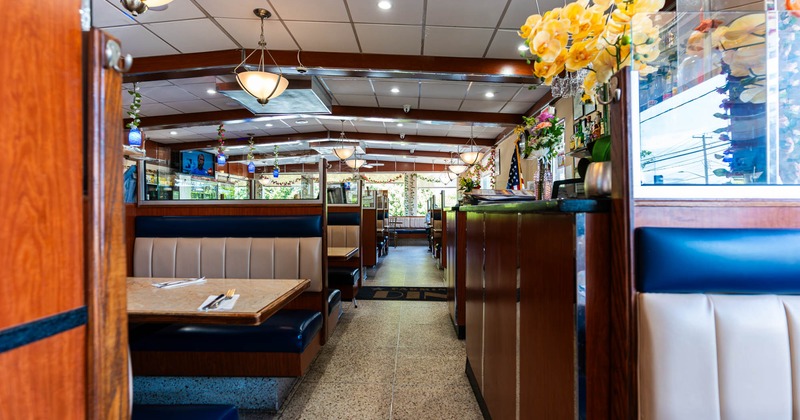 Dining area, booths