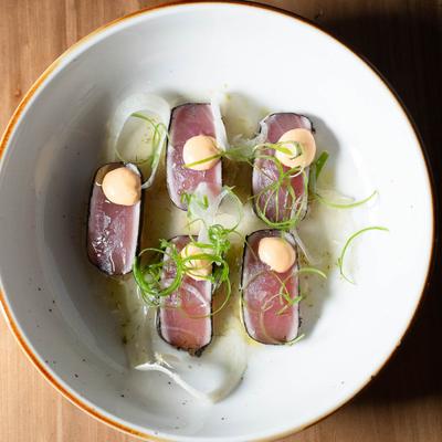 Tuna tataki.