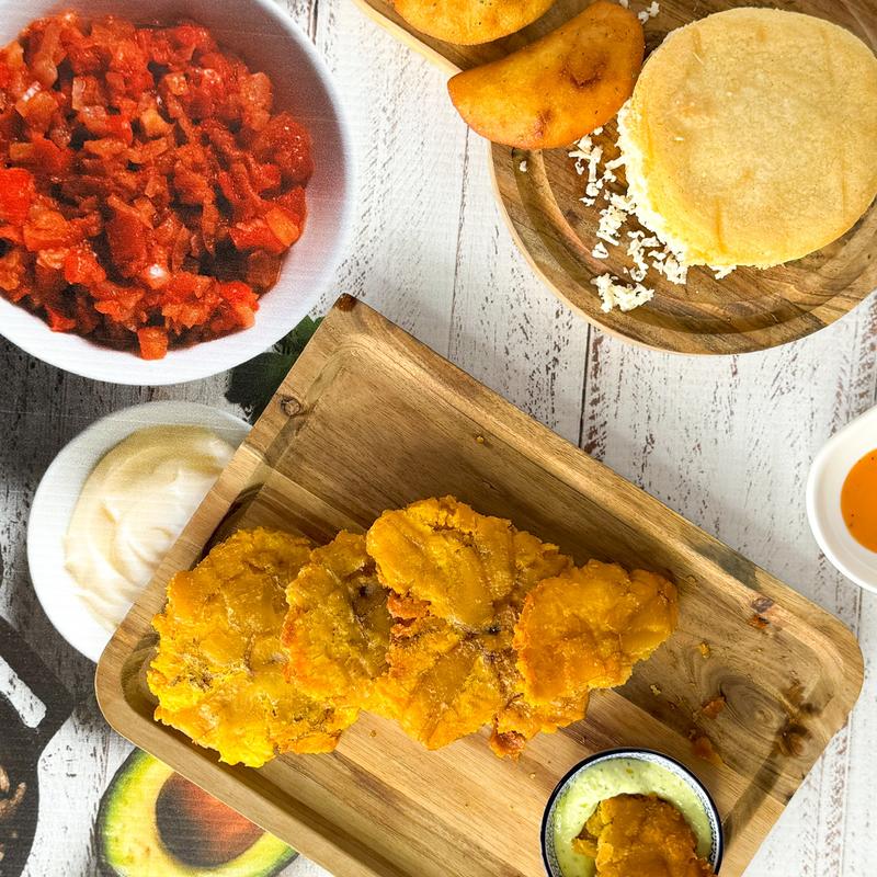 Tostones con Salsa de Ajo (VG, GF) photo