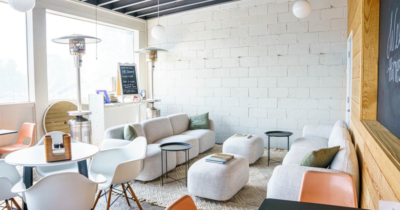 Interior, seating area near the wall