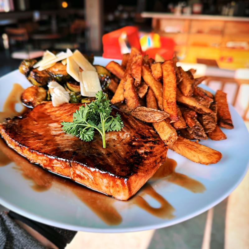 Salmon & Stouts photo