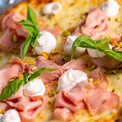 Pizza Mortadella closeup