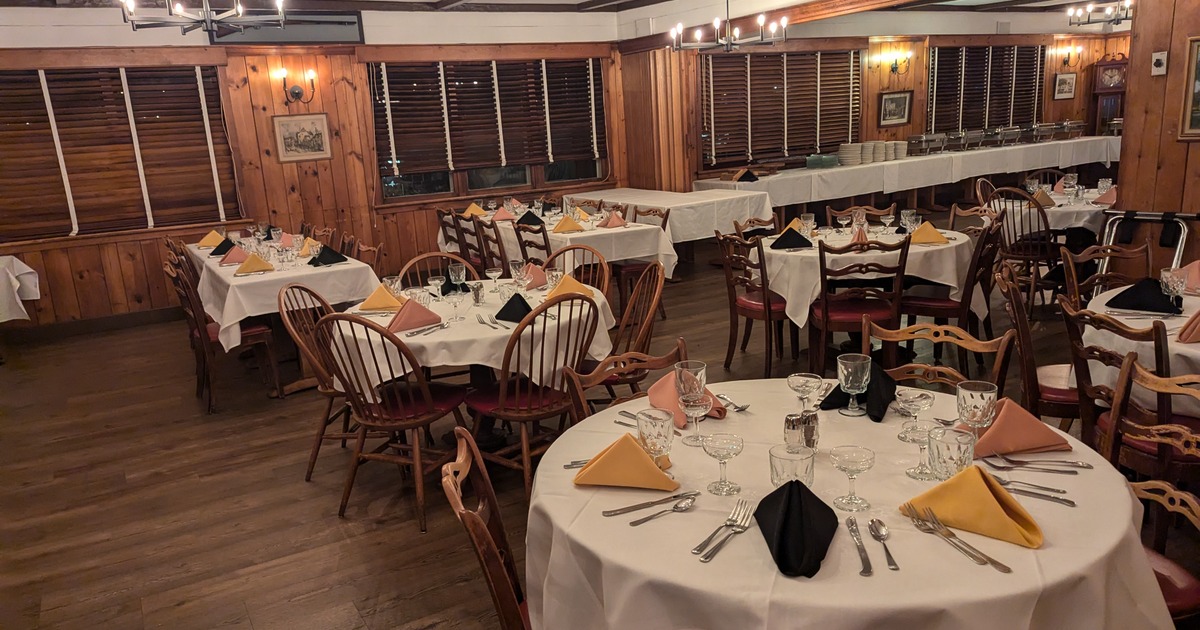 Restaurant dining area