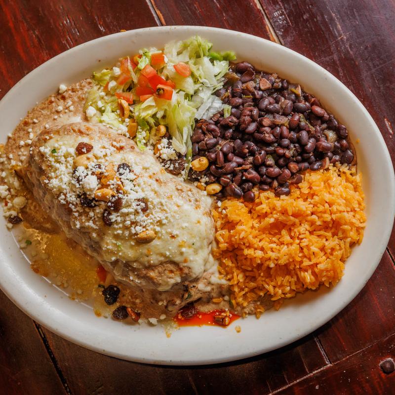 Chile Relleno al Nogal photo