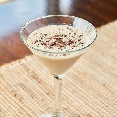 A served Espresso Martini.