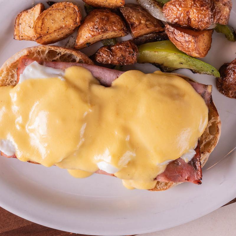 Eggs Benedict photo