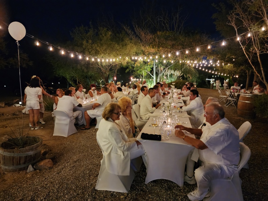 Dinner in White event photo