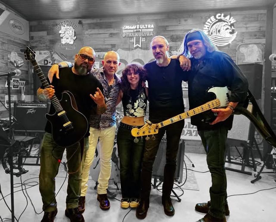 Twisted Round event photo