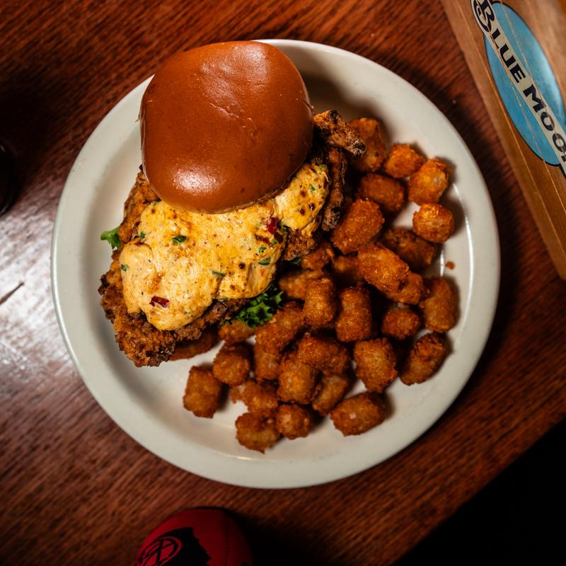 Spicy Pimento Chicken Sandy photo