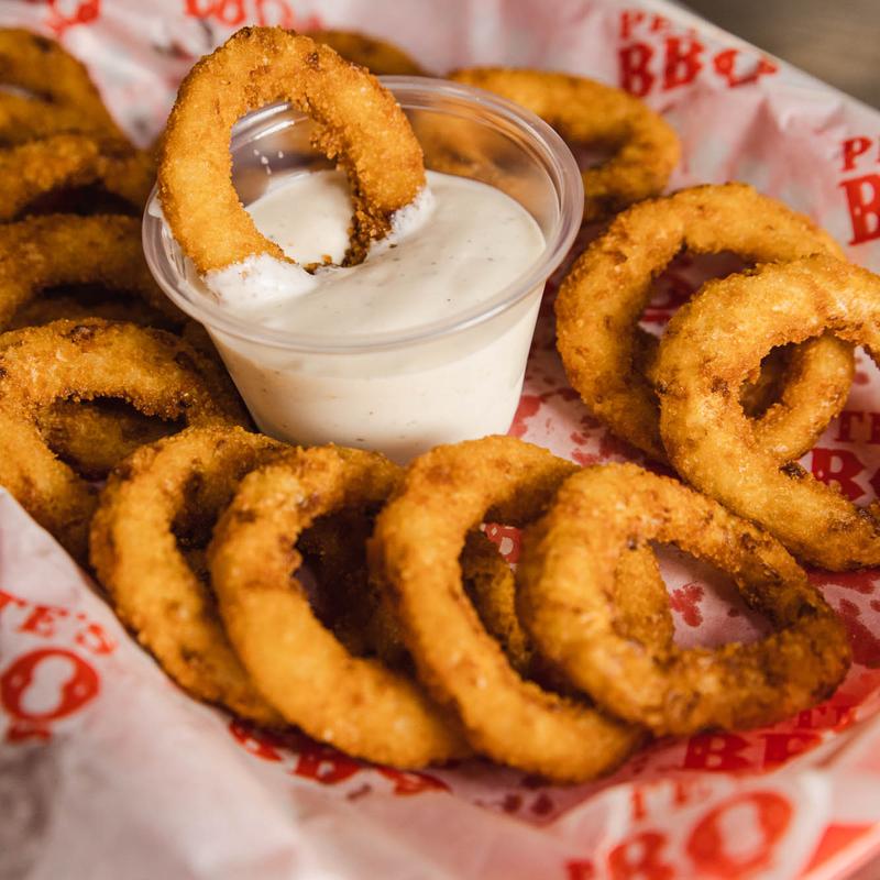 Onion rings served