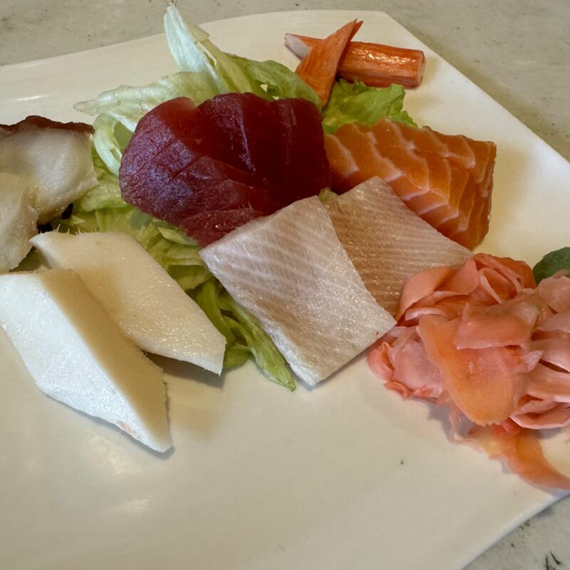 Assorted Sashimi Lunch photo