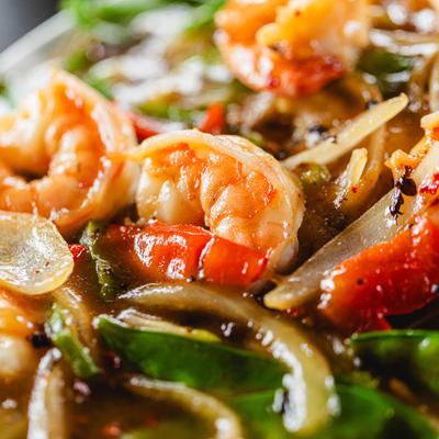 Stir fried shrimp, with pea pods, water chestnuts, mushrooms, onions, and seasoned sauce.