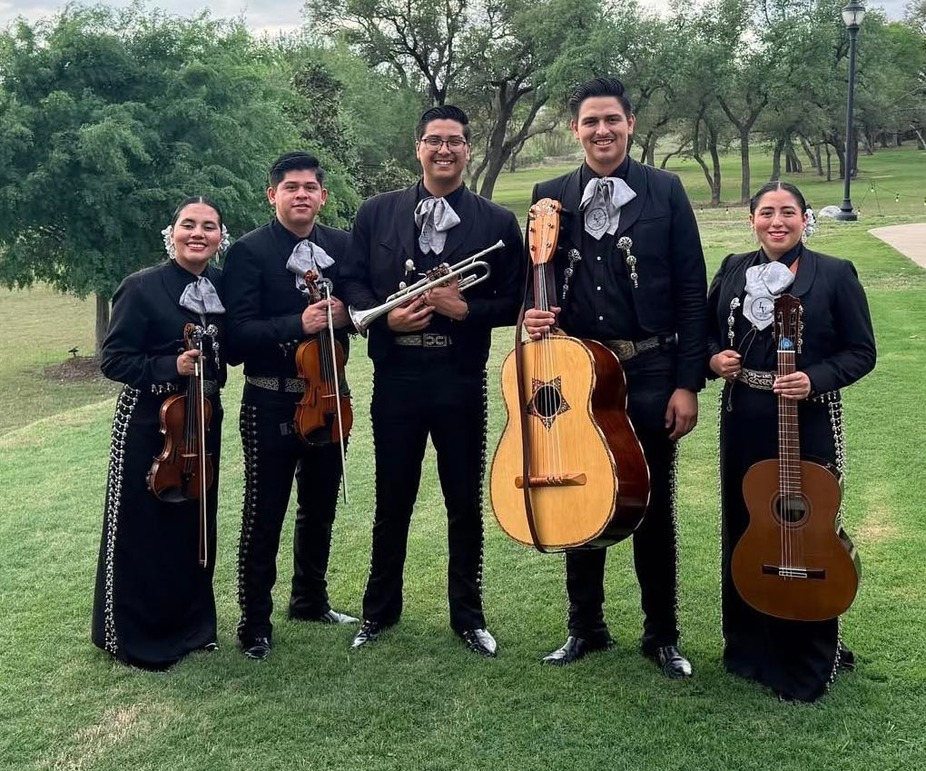 Mariachi Los Viajeros event photo