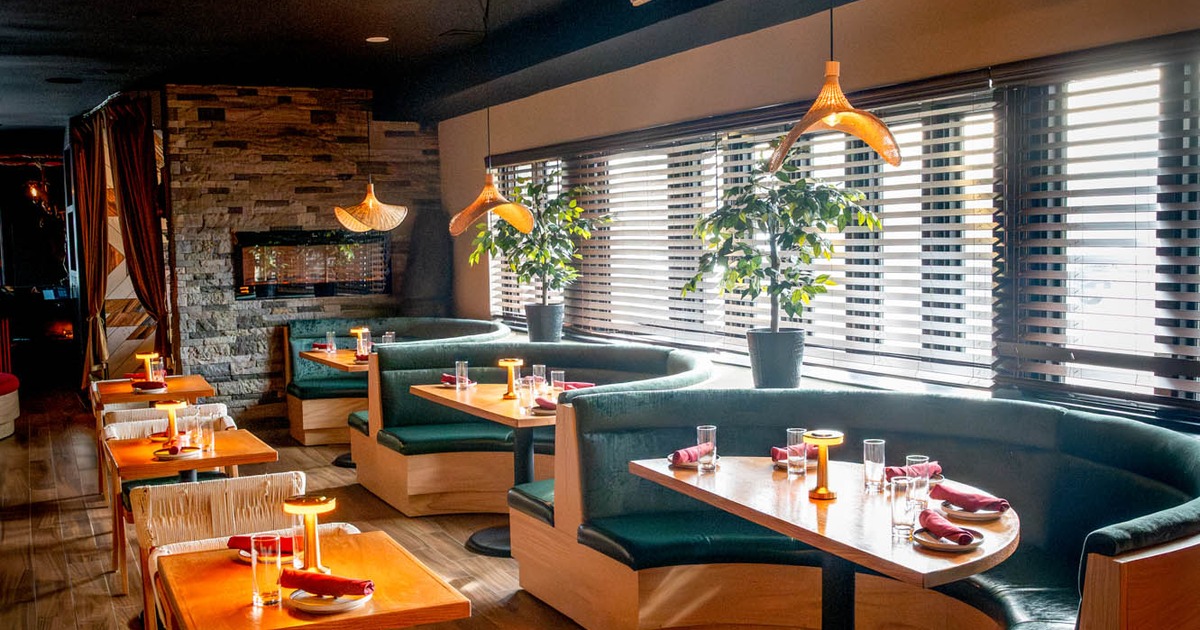 Dining area with circular booths