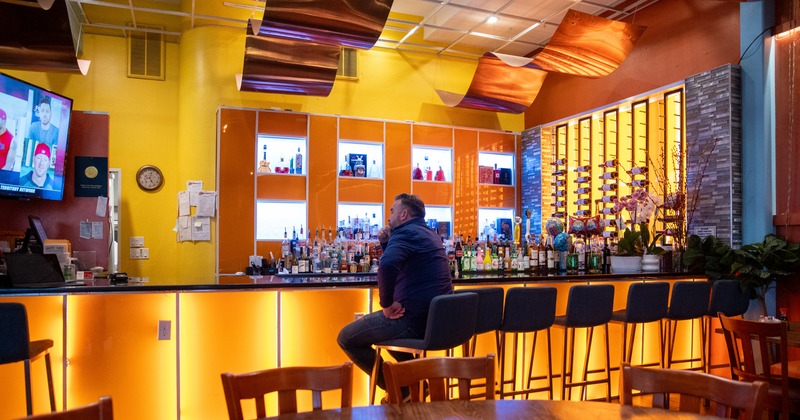 Bar, chairs, guest, drink rack