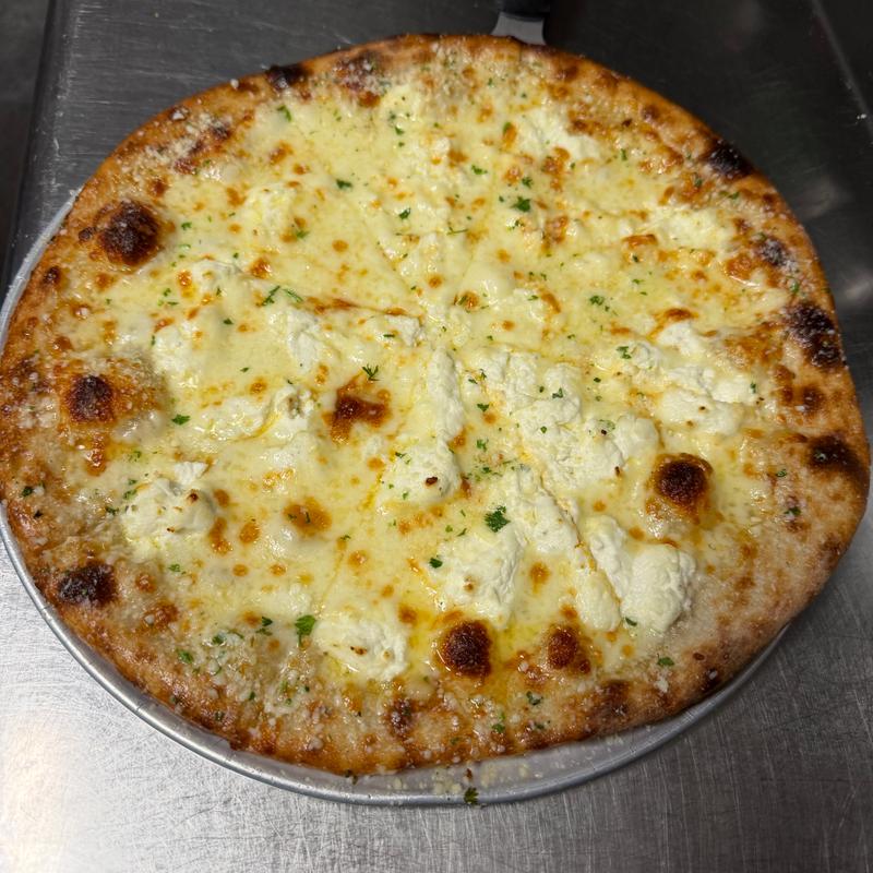 Pizza Blanca photo