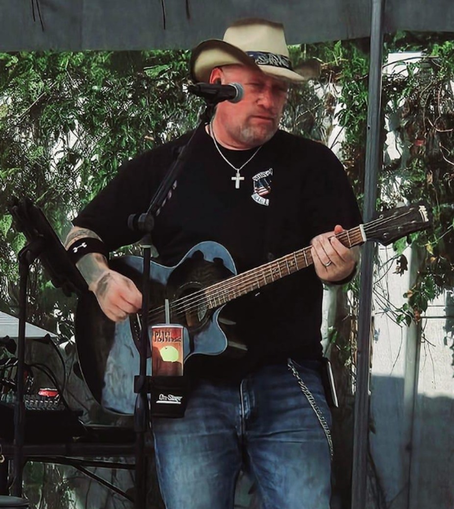 TGIF LIVE MUSIC event photo